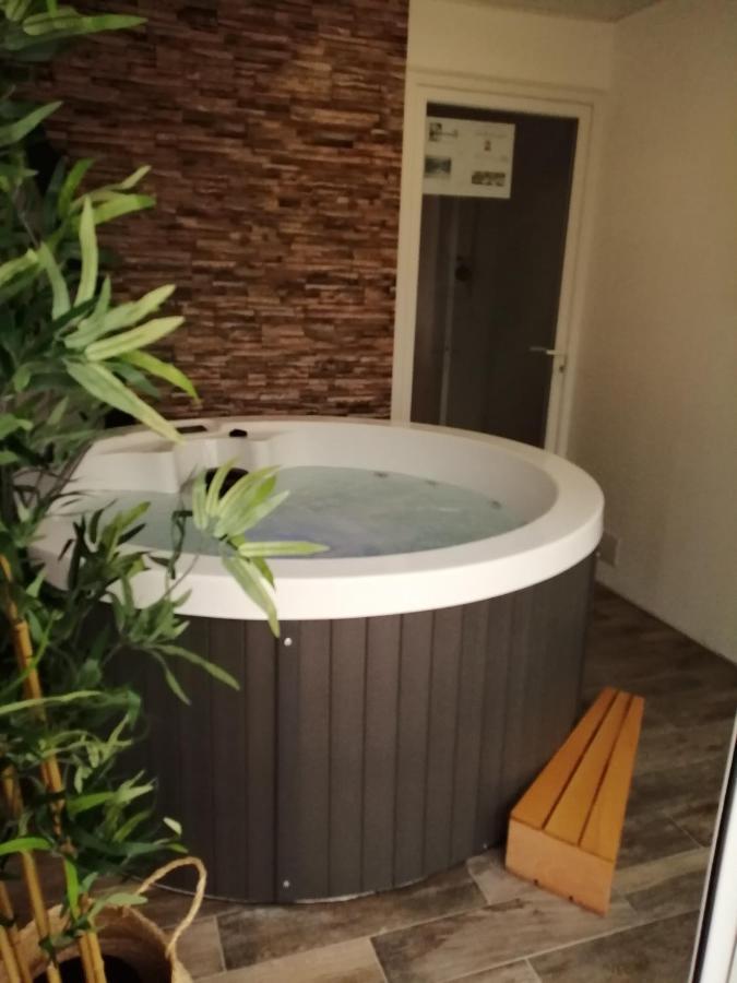 Villa Bord De Mer Avec Piscine Et Jacuzzi Penestin Bagian luar foto
